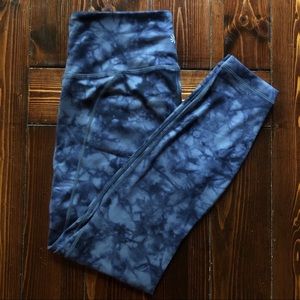 Athleta Tie Dye Salutation Legging 7/8